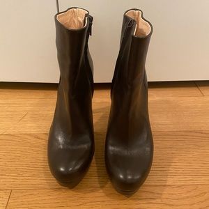 Barney’s New York Brown Leather Booties - US 8 EU 38
